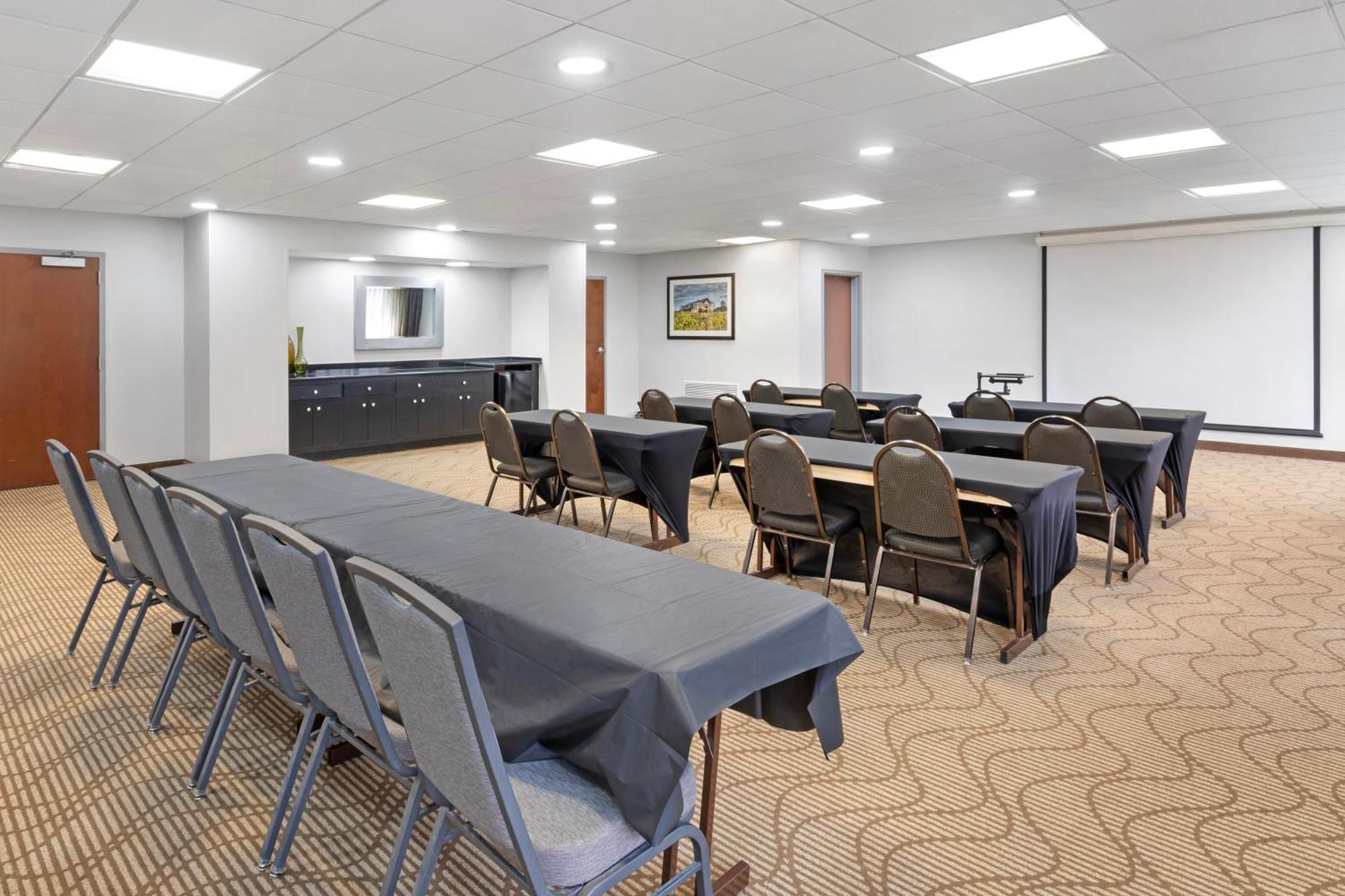 Comfort Suites Dfw N-Grapevine Zewnętrze zdjęcie