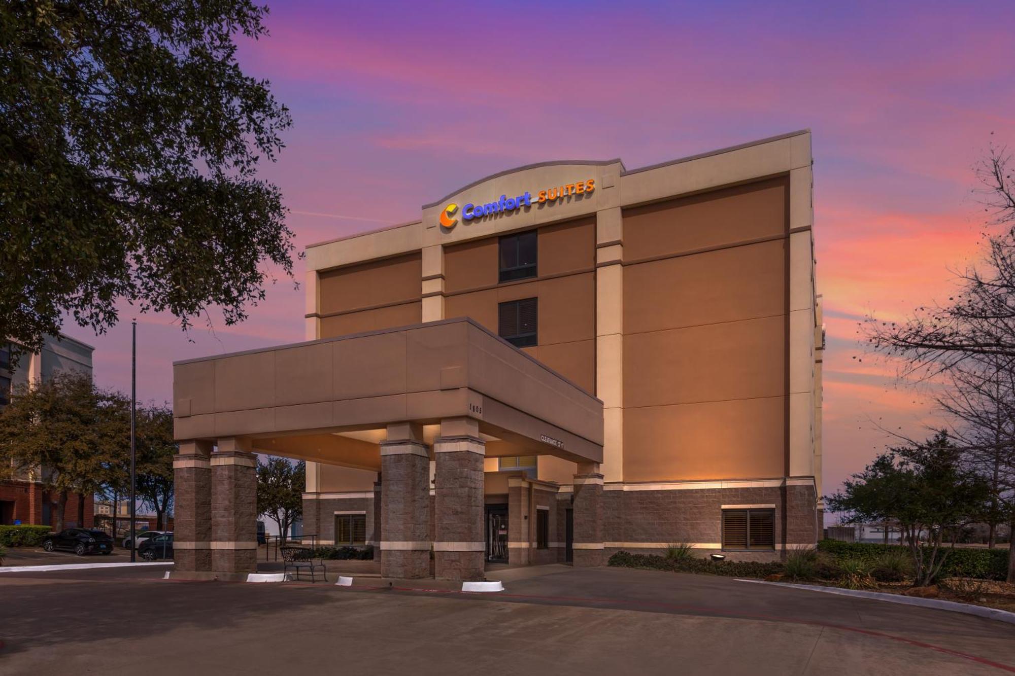 Comfort Suites Dfw N-Grapevine Zewnętrze zdjęcie